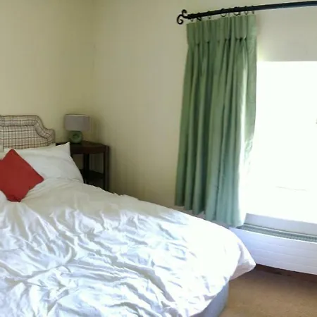 Hotel Rocketts Castle *
